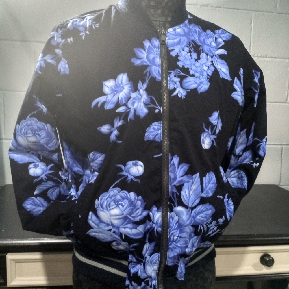 Gap black and blue flowers bomber jacket